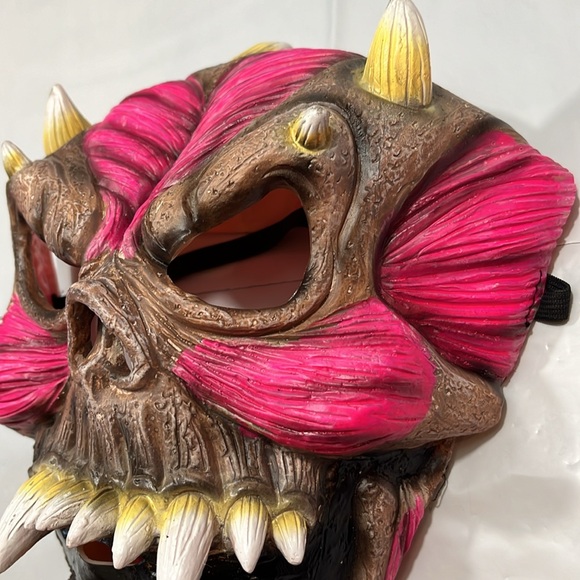 DEVIL red skull monster evil mask HORROR jagged teeth Halloween open eyes muscle - Picture 4 of 11